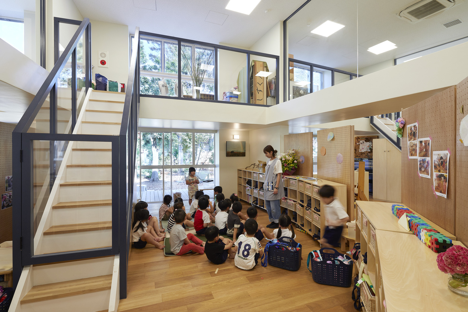 幼兒園樓梯間墻面設(shè)計有哪些重點？